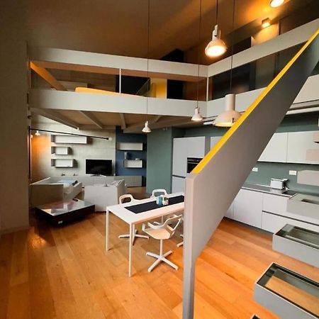 トリノCasa Hollywood Centro, Mole Antonellianaアパートメント エクステリア 写真